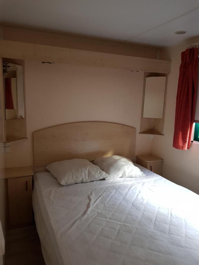 מלון Chauffour-sur-Vell Camping Au Bois Dormant מראה חיצוני תמונה