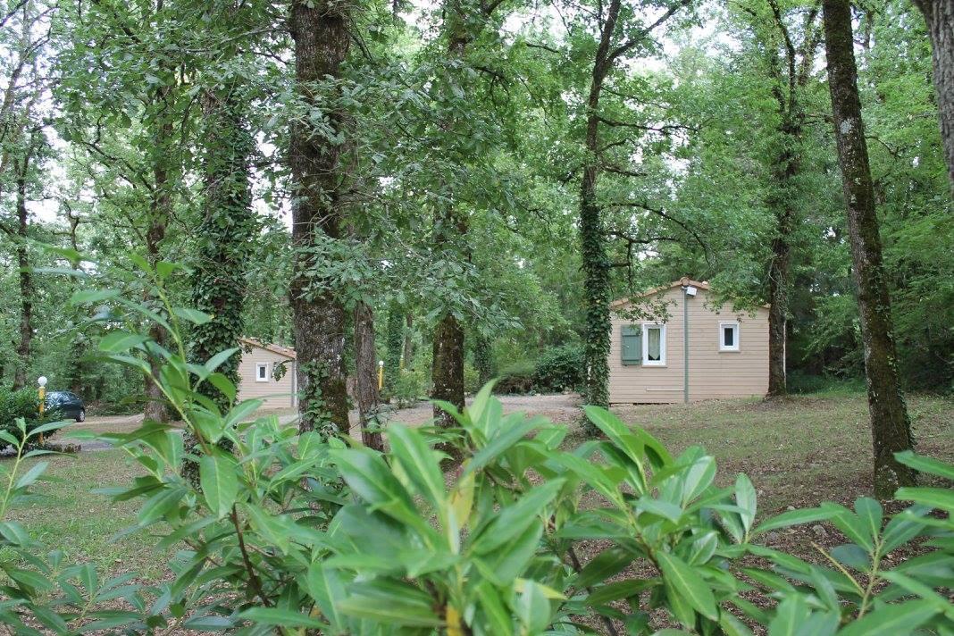 מלון Chauffour-sur-Vell Camping Au Bois Dormant מראה חיצוני תמונה